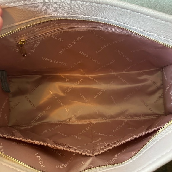 Vince Camuto Pink with Flowers XL Cosmetic Bag Toiletry Case NWT - Picture 5 of 6